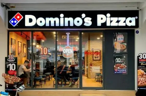 Dominos